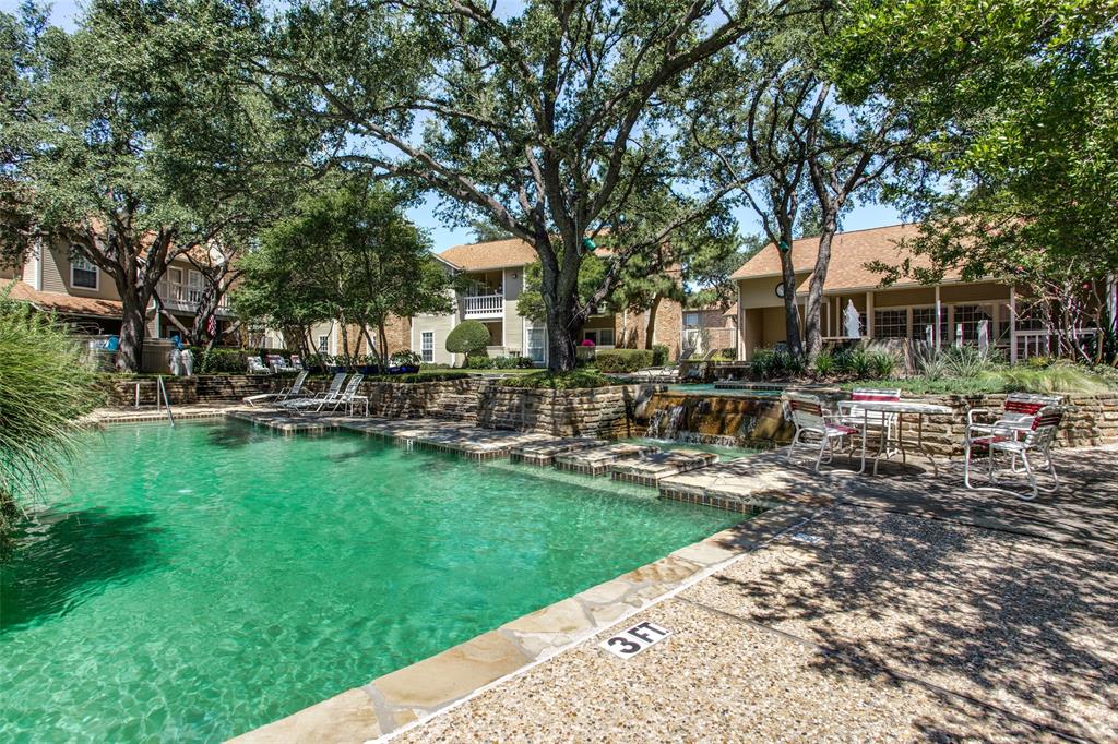 Copperfield Condos Ph 01 02 - Residential