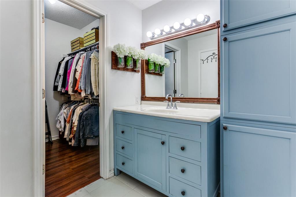 Copperfield Condos Ph 01 02 - Residential