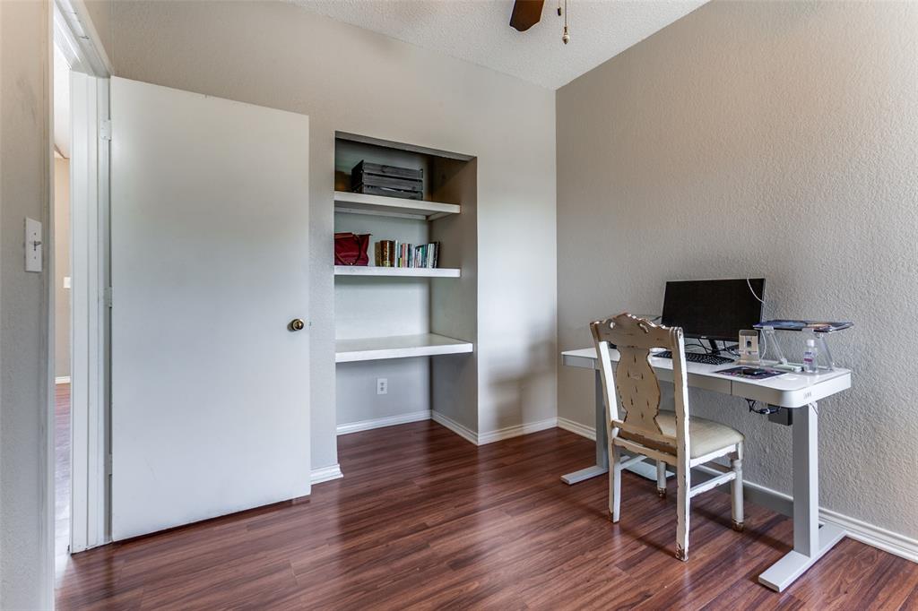 Copperfield Condos Ph 01 02 - Residential