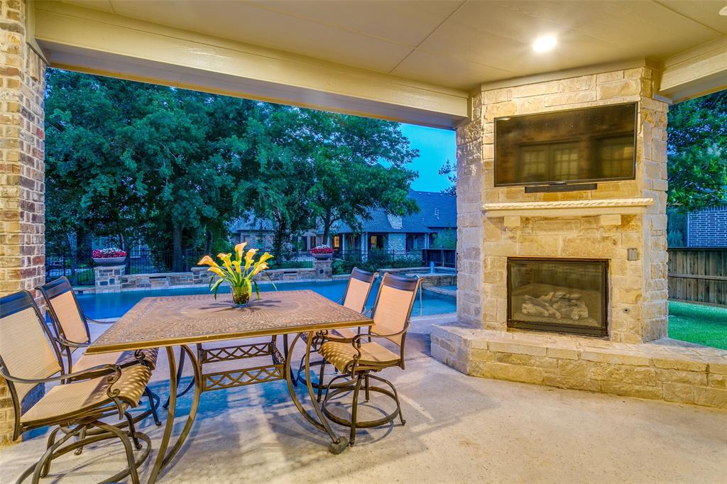 424 Saint Tropez Drive