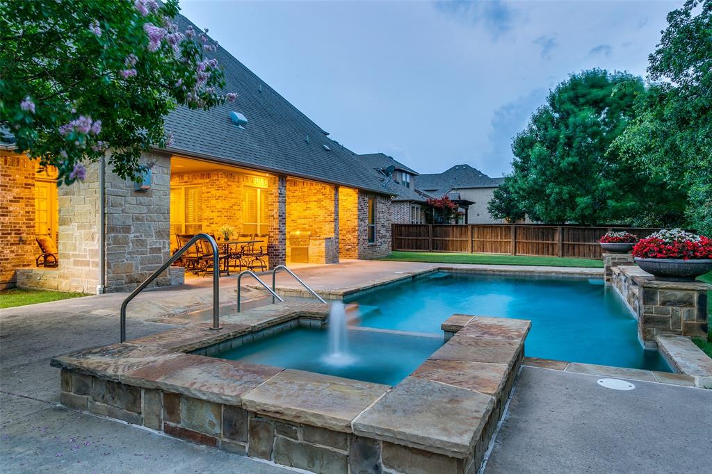 424 Saint Tropez Drive
