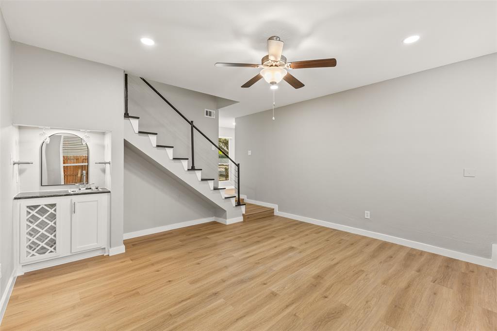 6738 Eastridge Drive 106