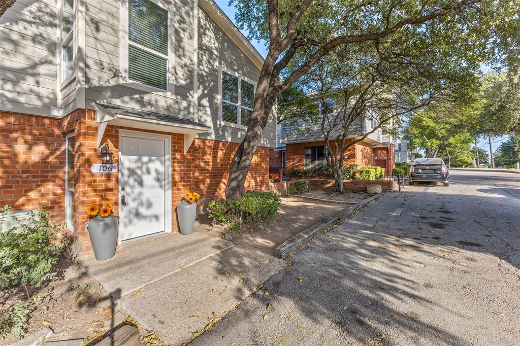 6738 Eastridge Drive 106