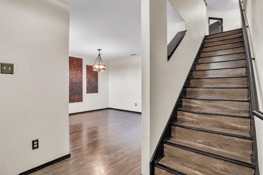 3825 Irish Setter Drive