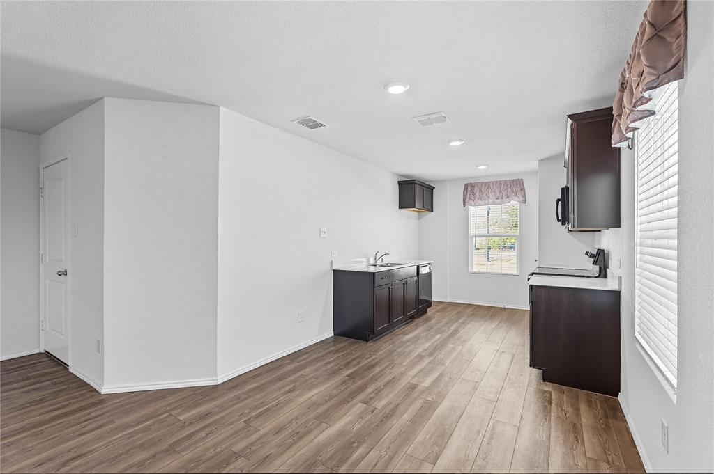 Princeton, Texas 75407, United States, 2 Bedrooms Bedrooms, ,1 BathroomBathrooms,Residential,Active,221425