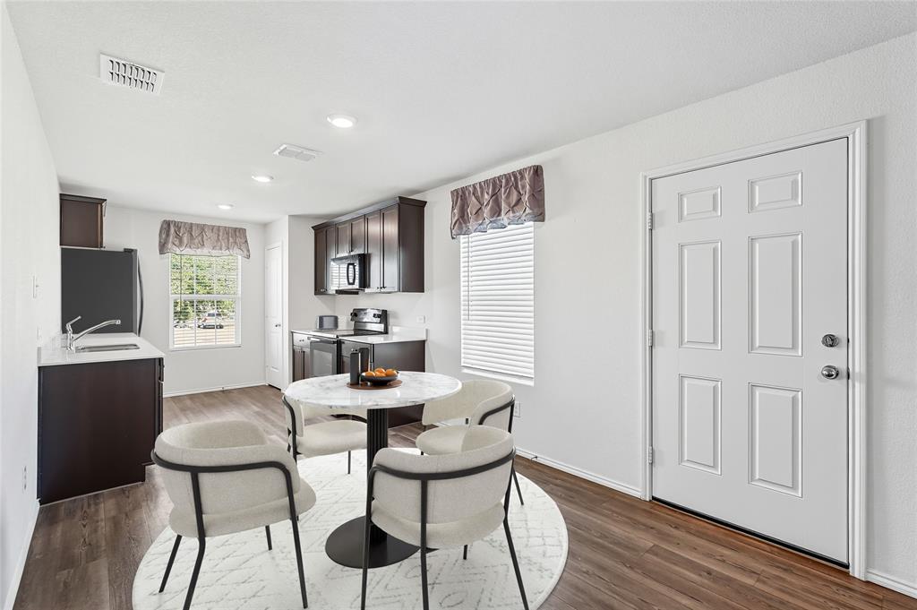 Princeton, Texas 75407, United States, 2 Bedrooms Bedrooms, ,1 BathroomBathrooms,Residential,Active,221425