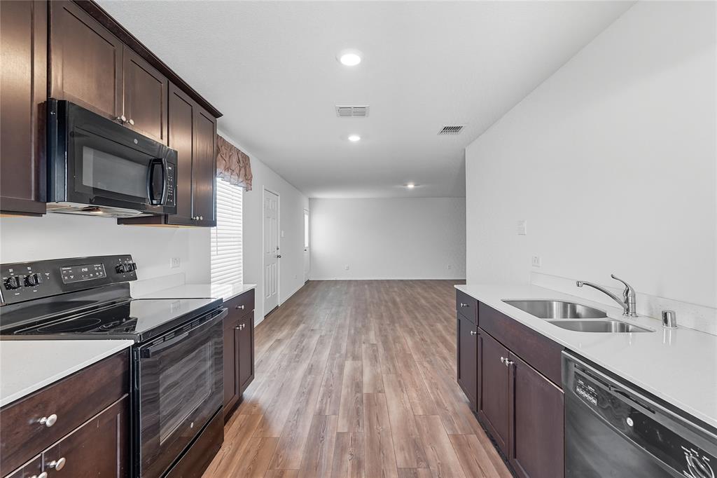 Princeton, Texas 75407, United States, 2 Bedrooms Bedrooms, ,1 BathroomBathrooms,Residential,Active,221425