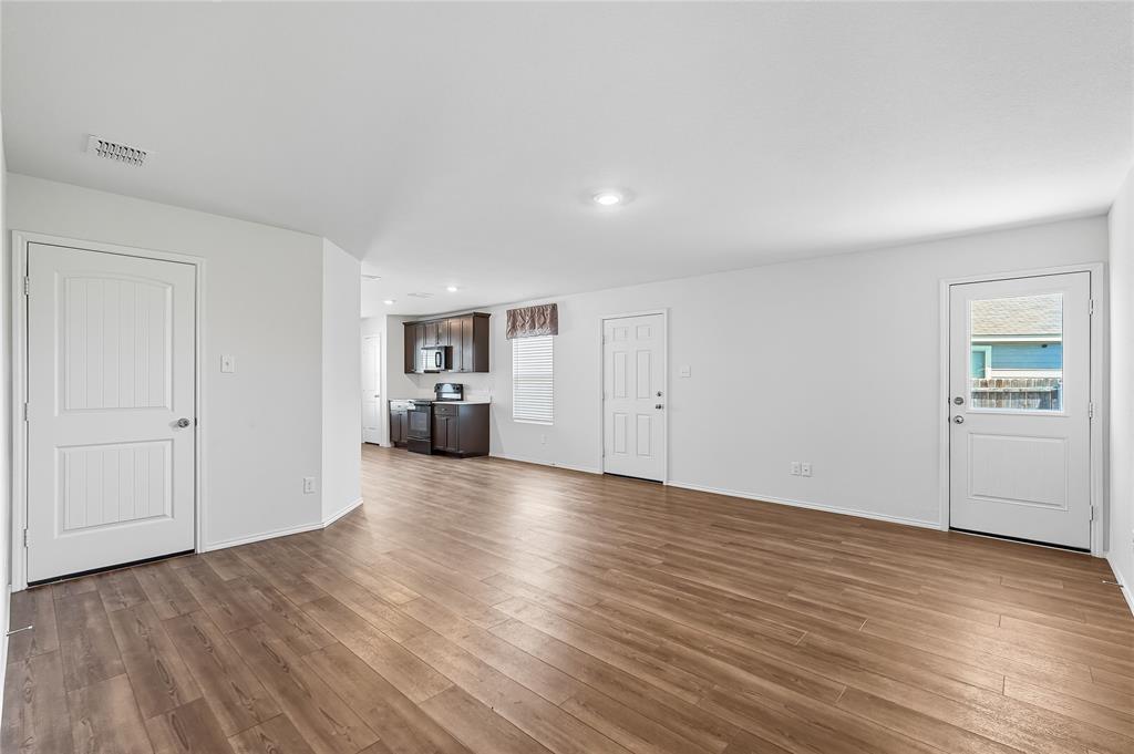 Princeton, Texas 75407, United States, 2 Bedrooms Bedrooms, ,1 BathroomBathrooms,Residential,Active,221425