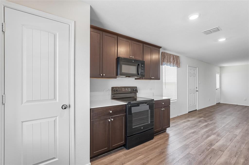 Princeton, Texas 75407, United States, 2 Bedrooms Bedrooms, ,1 BathroomBathrooms,Residential,Active,221425