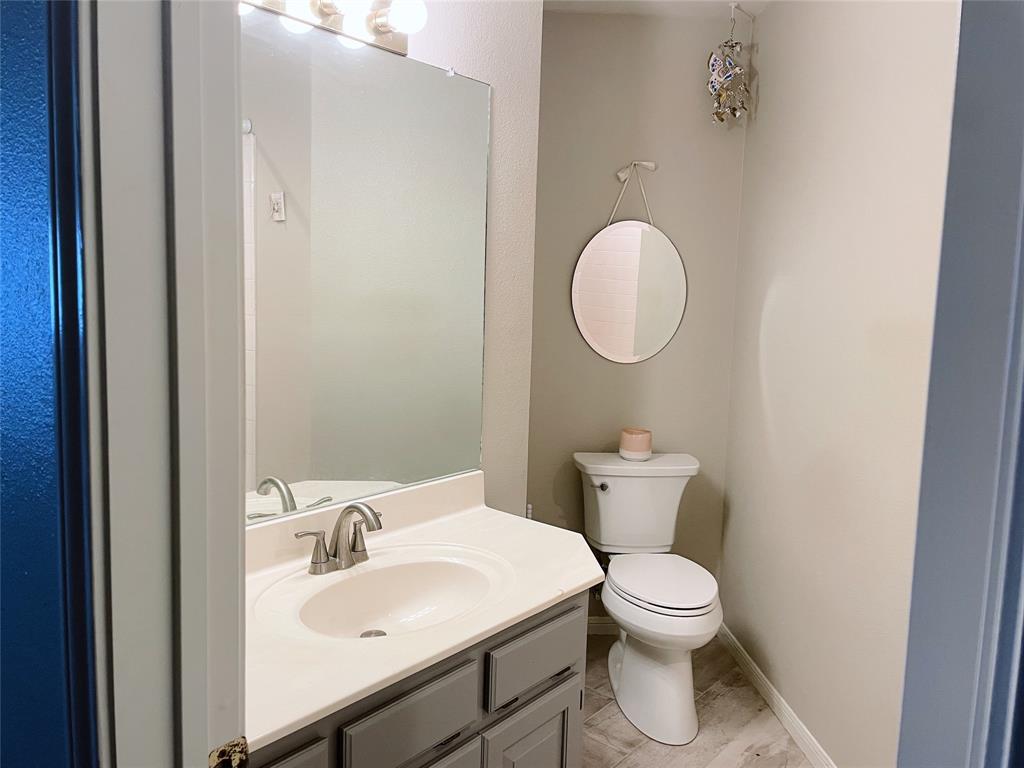 Decordova Bend Estate - Residential Lease