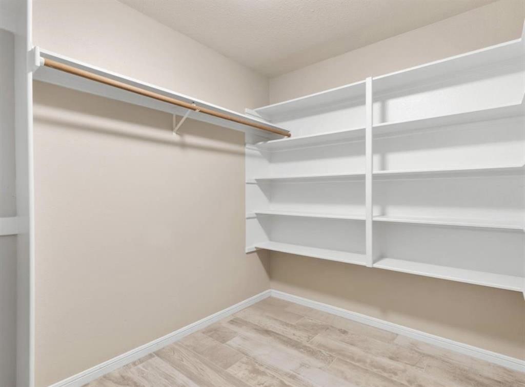 Decordova Bend Estate - Residential Lease