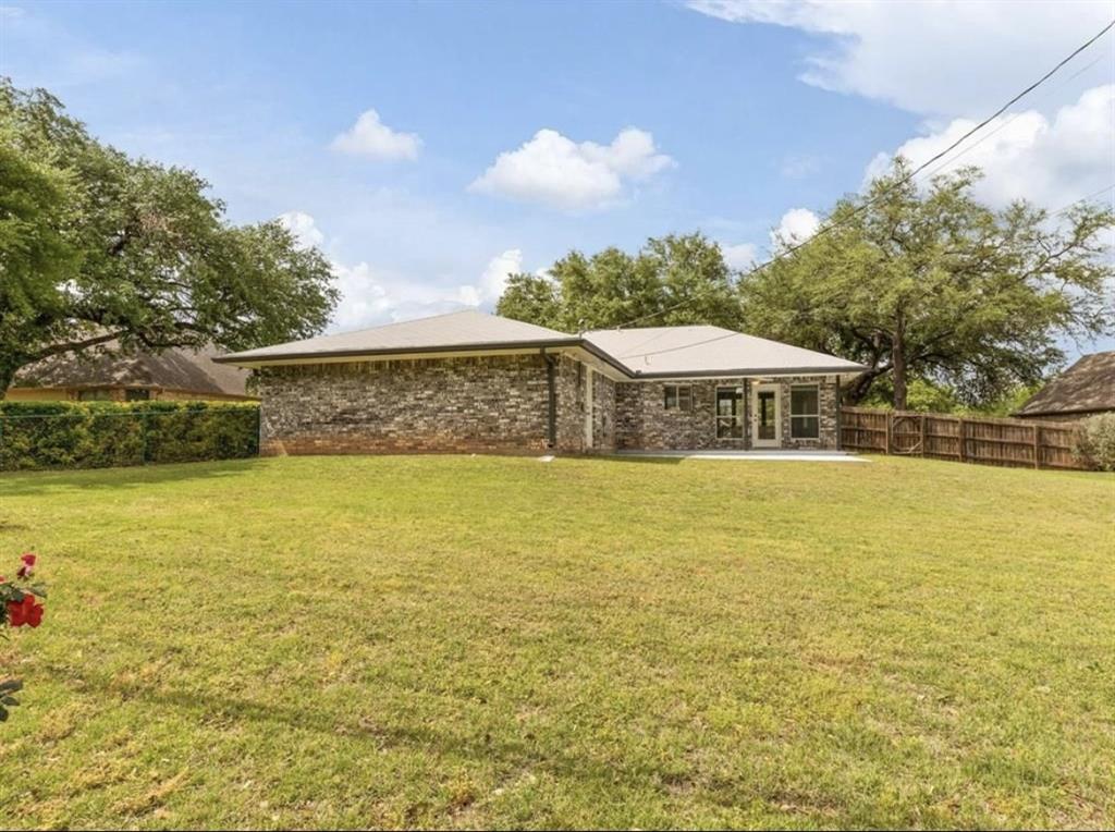 Decordova Bend Estate - Residential Lease