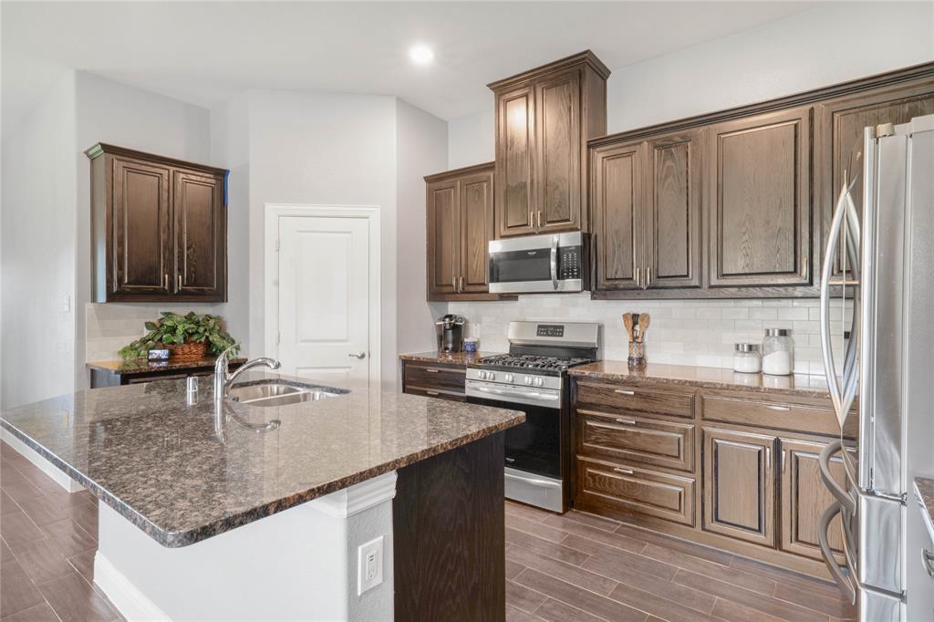 7524 Wispy Willow Lane