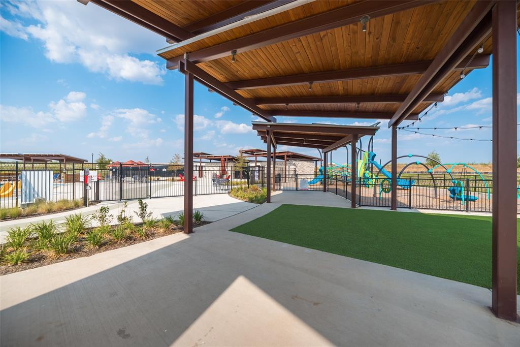 Creekshaw Sub - Residential Lease