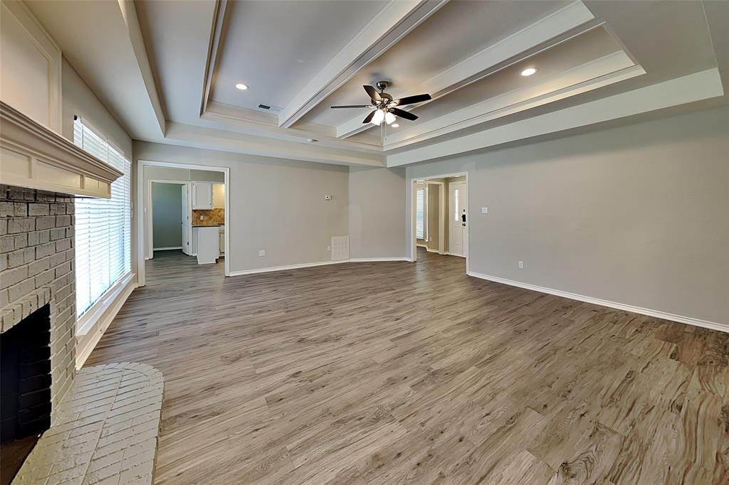 1114 Wilshire Drive