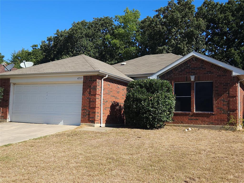 4533 Forest Glen Drive