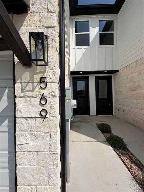 Photo of 569 Galt, Stephenville, TX 76401 (MLS # 21254895)