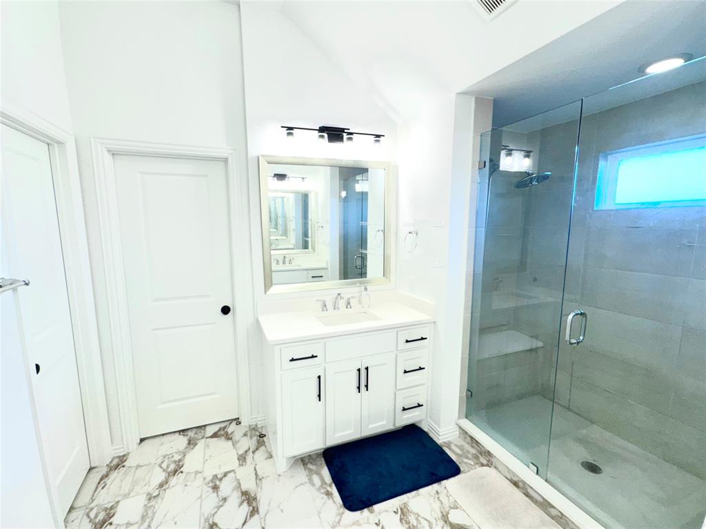 Castle Hills Ph 10 Lewisvil - Residential Lease