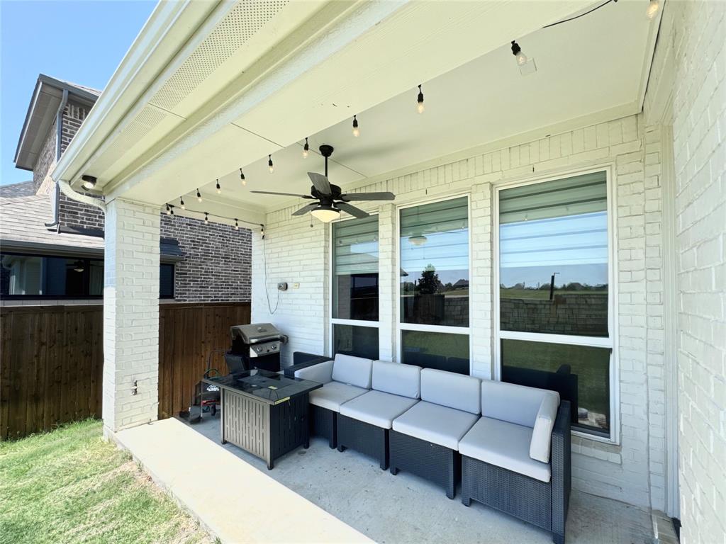 Castle Hills Ph 10 Lewisvil - Residential Lease