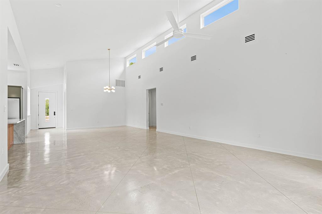 AURTHORS CORNER - Residential