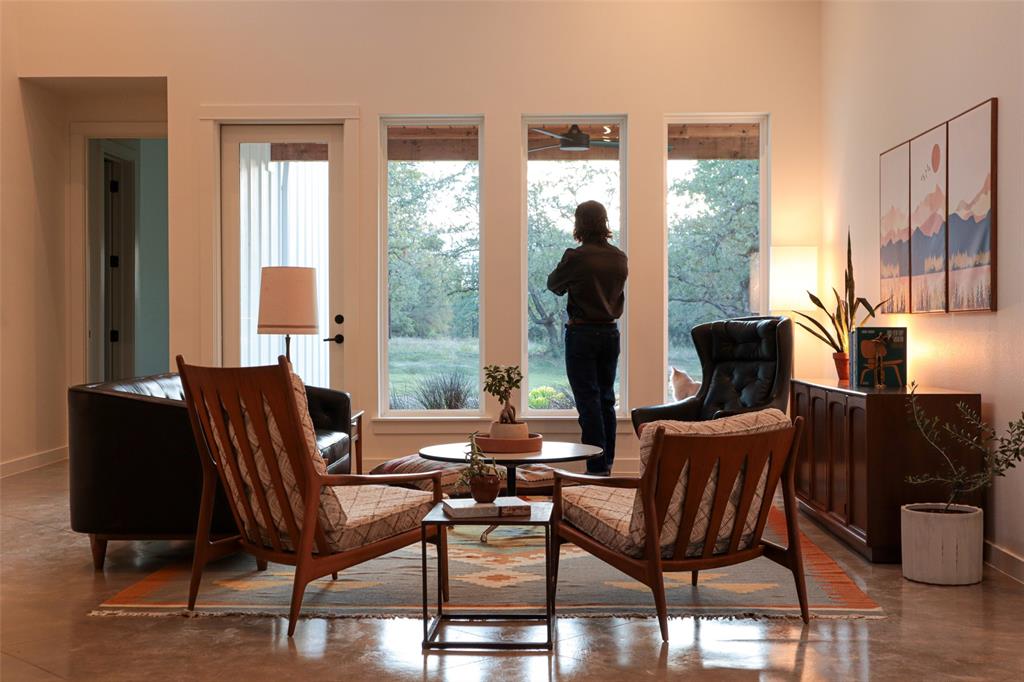 AURTHORS CORNER - Residential