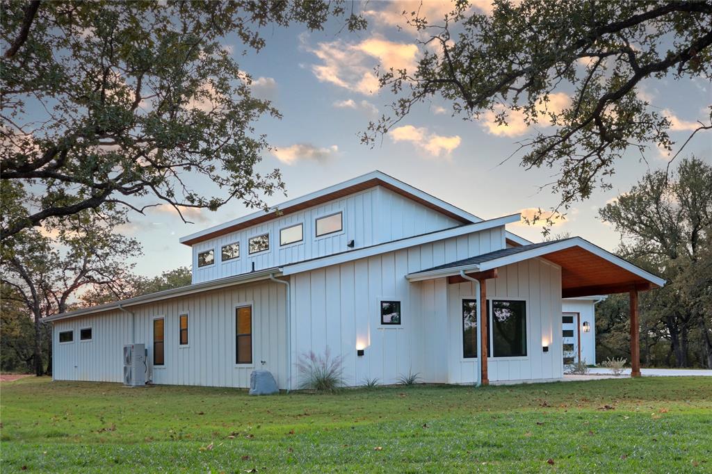 AURTHORS CORNER - Residential