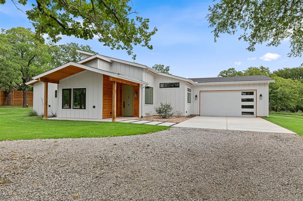 AURTHORS CORNER - Residential