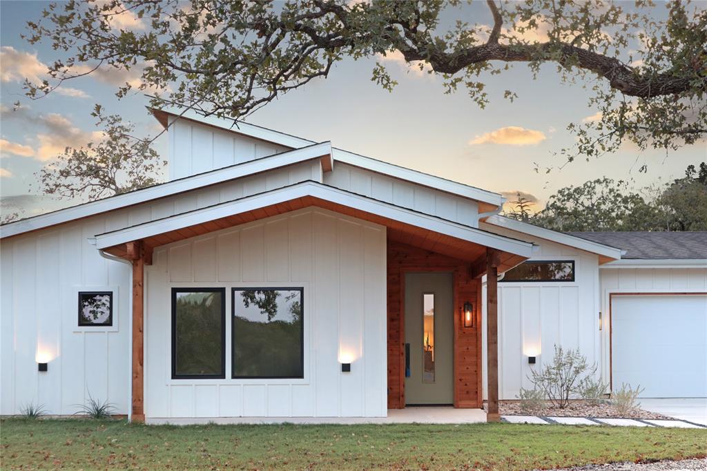 AURTHORS CORNER - Residential