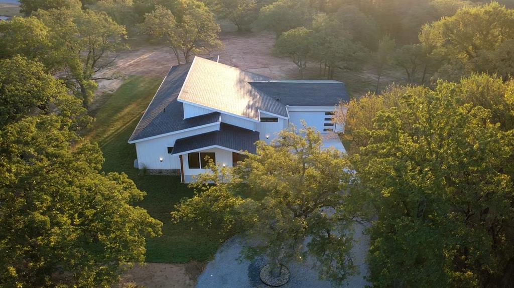 AURTHORS CORNER - Residential