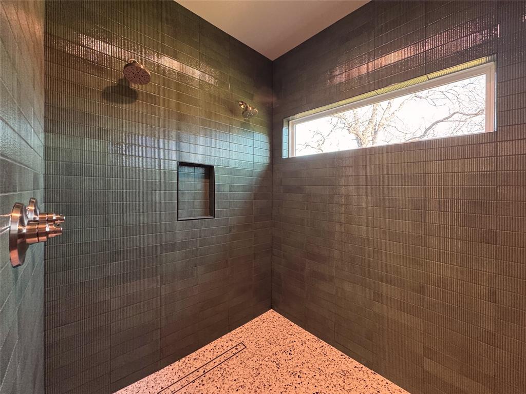 AURTHORS CORNER - Residential