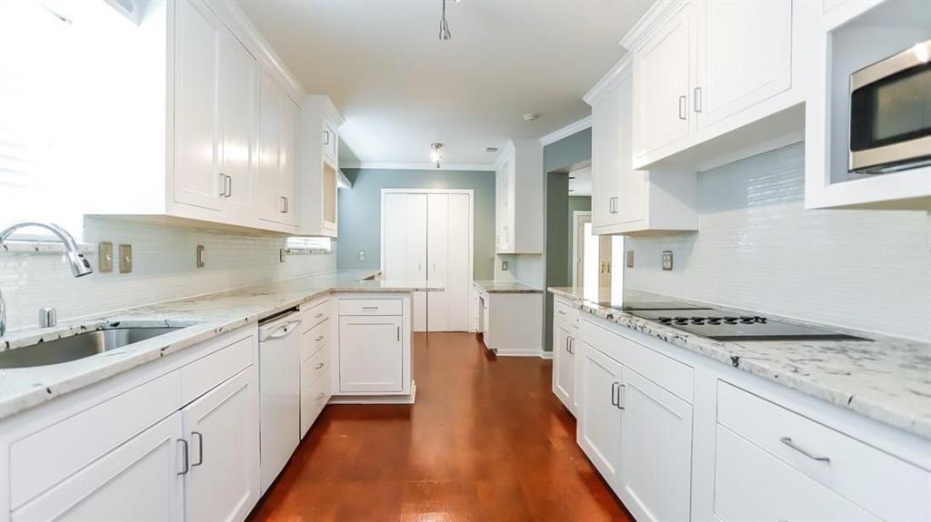 Floyd Terrace - Residential Lease