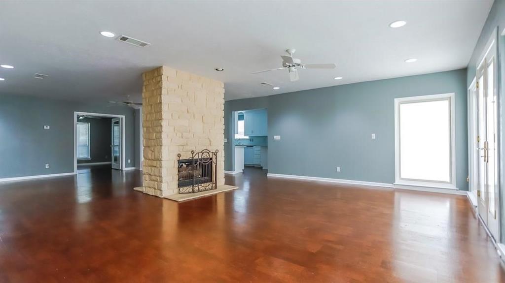 Floyd Terrace - Residential Lease