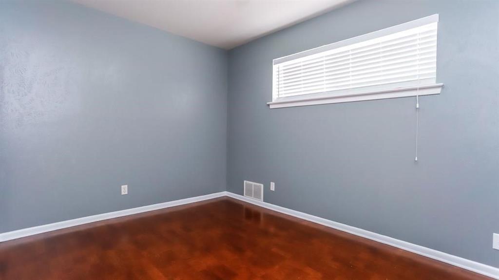 Floyd Terrace - Residential Lease