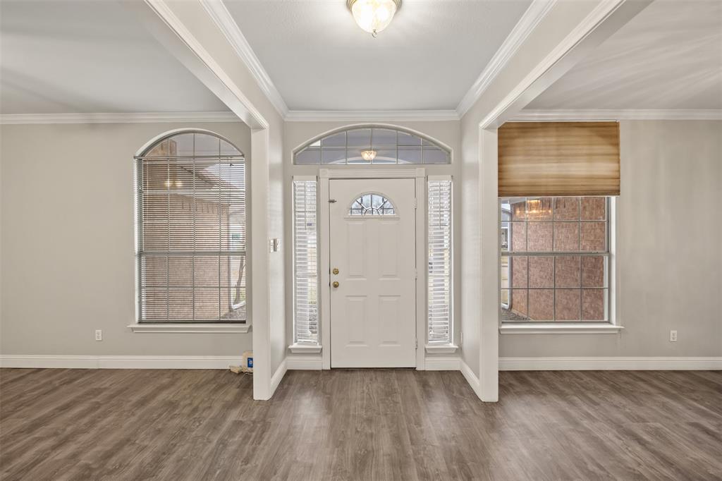 620 Honeysuckle Lane