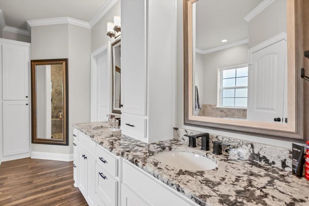 Lone Oak Estates - Residential