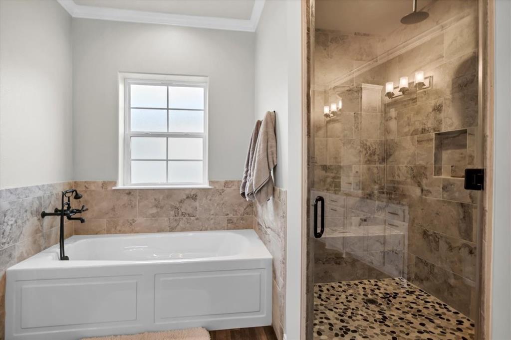 Lone Oak Estates - Residential