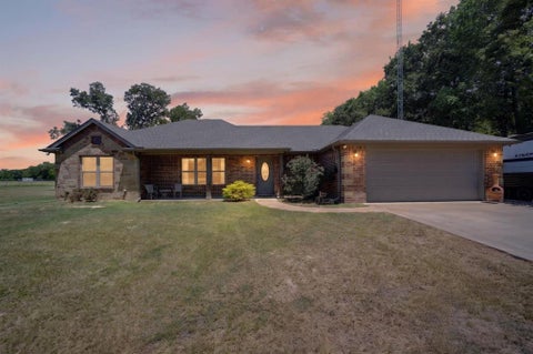 Photo of 510 Vz County Road 2517, Canton, TX 75103 (MLS # 21347678)