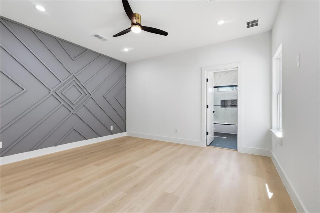 lincoln Manor - Residential