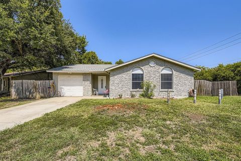 1523 Rambler Road Arlington TX 76014