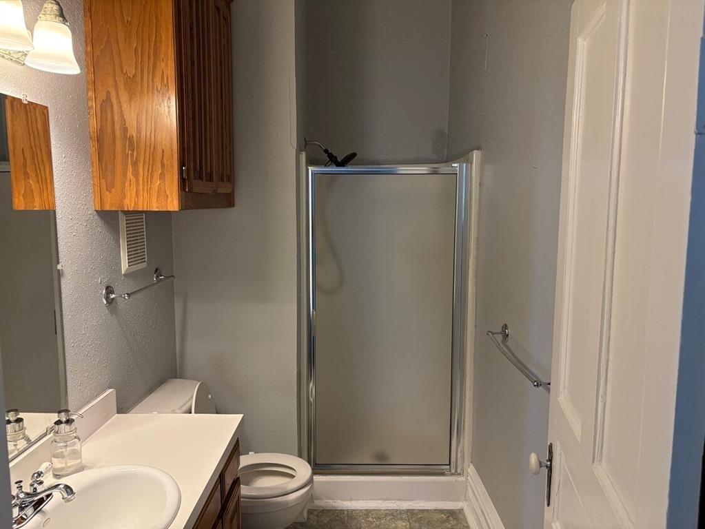 Bullard-Rev - Commercial Lease