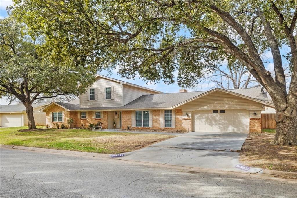 4013 Golden Oaks Drive