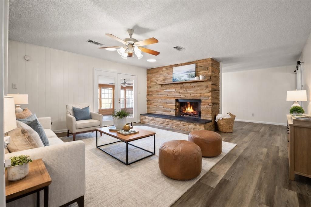 4013 Golden Oaks Drive