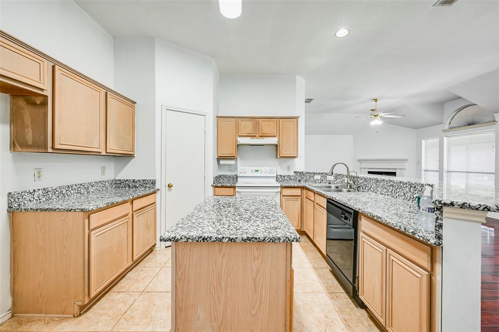 700 N Emma Drive