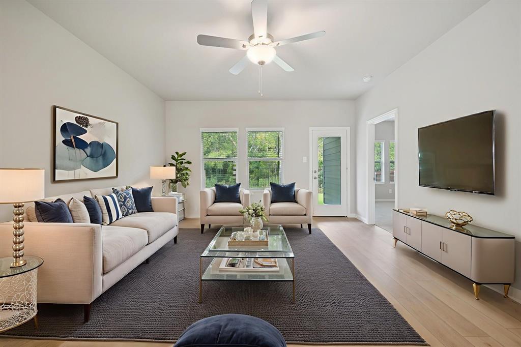 Lakehaven - Residential