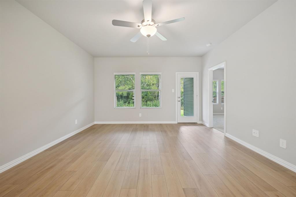 Lakehaven - Residential