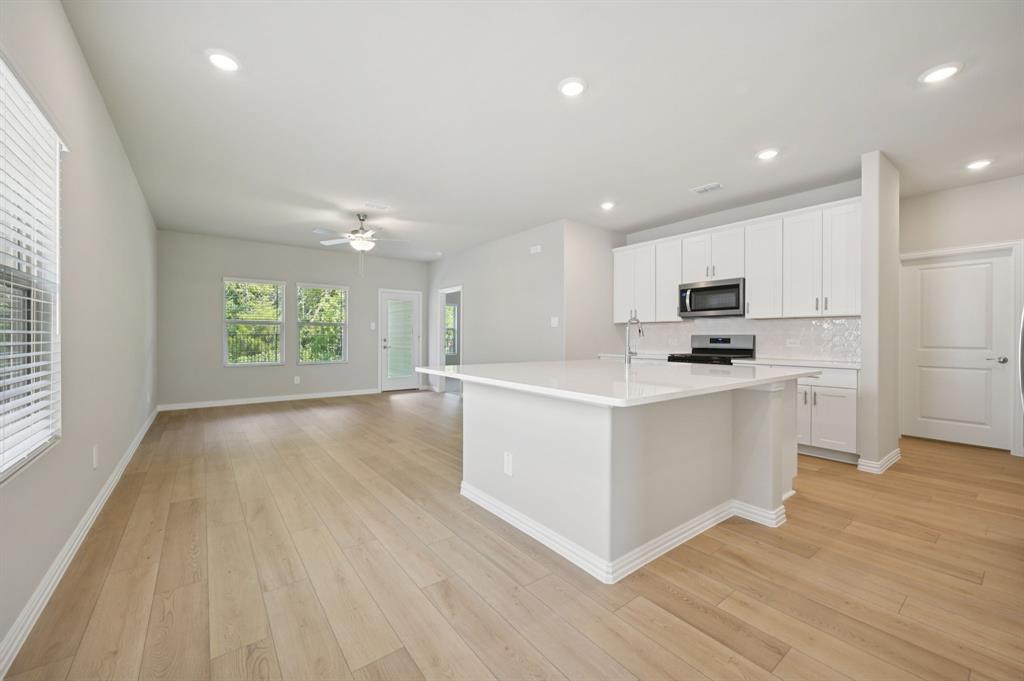 Lakehaven - Residential