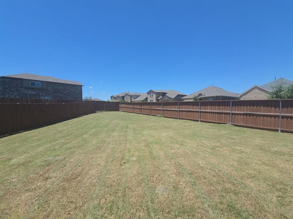 3955 Bellingham Lane