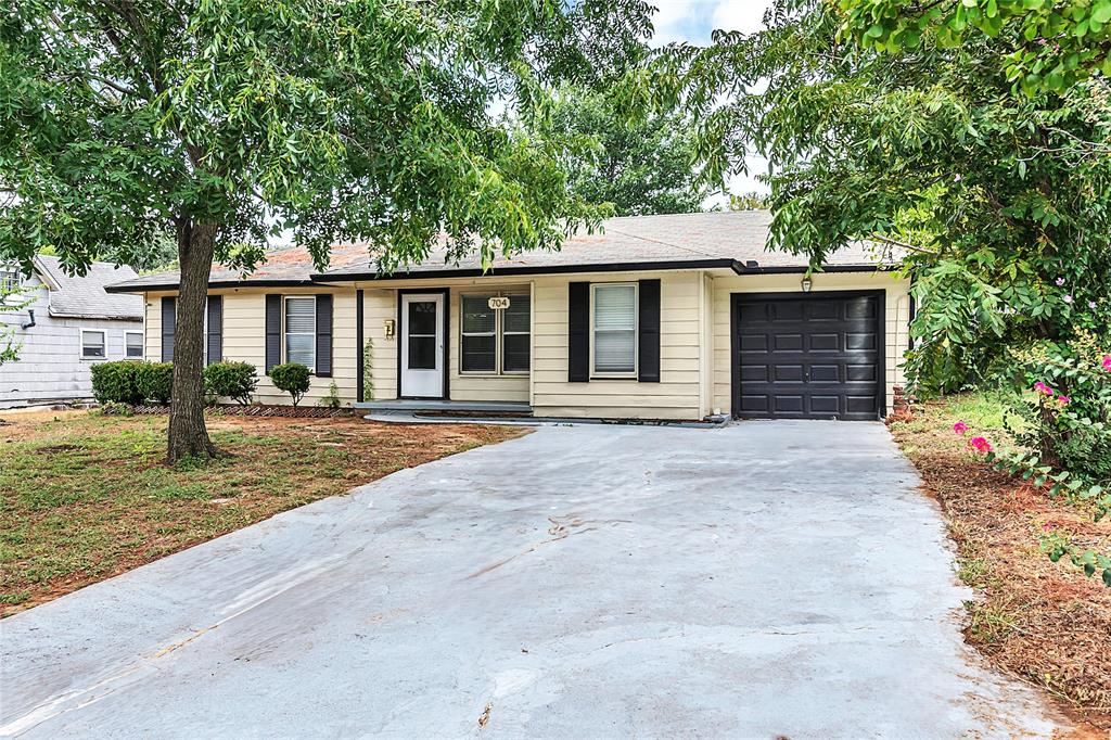 704 Vine Street