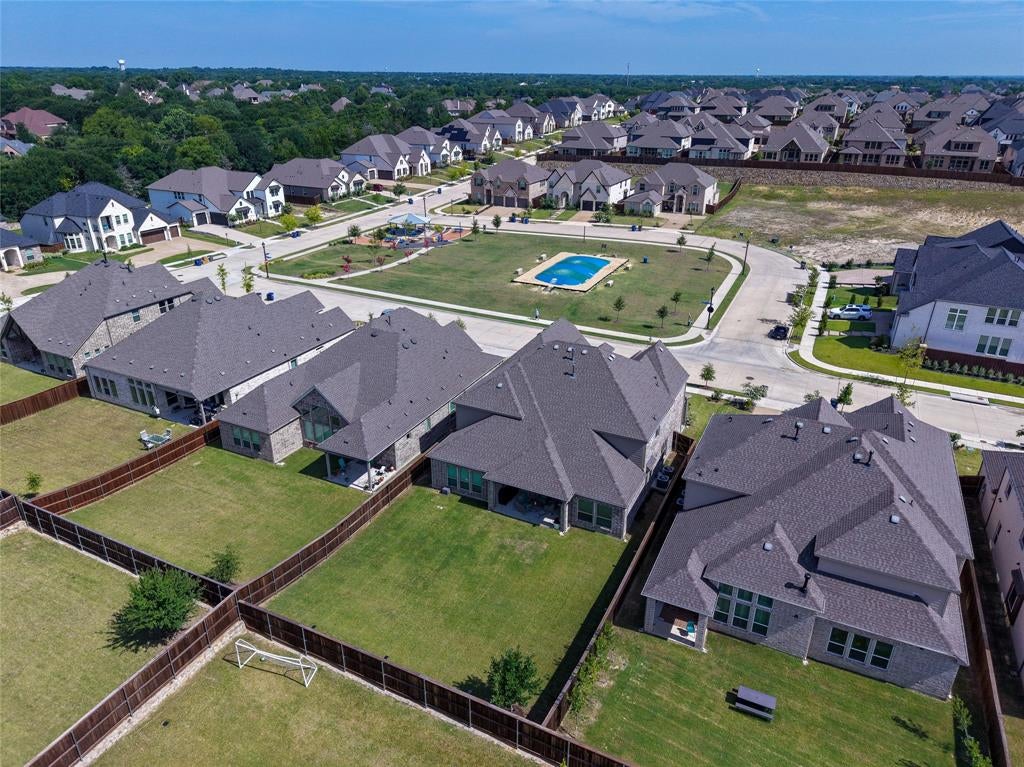 1212 Sapphire Lane