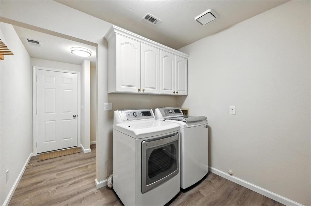 Flower Mound, Texas 75022, United States, 3 Bedrooms Bedrooms, ,3 BathroomsBathrooms,Residential,Active,168875